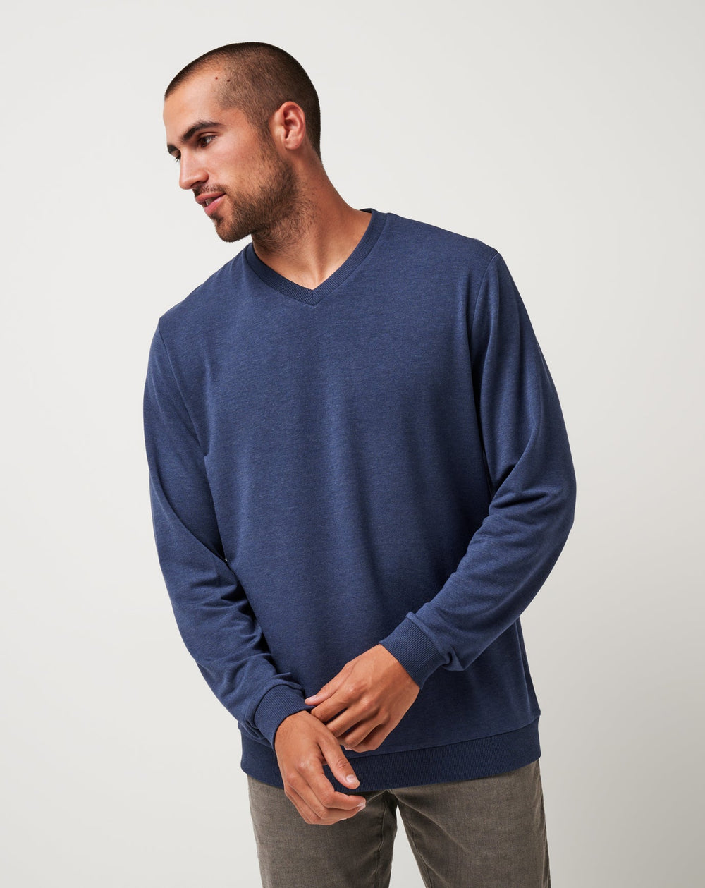 Amenities V-Neck Crew| Travis Mathew