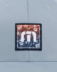 Table For Two Fitted Hat| Travis Mathew