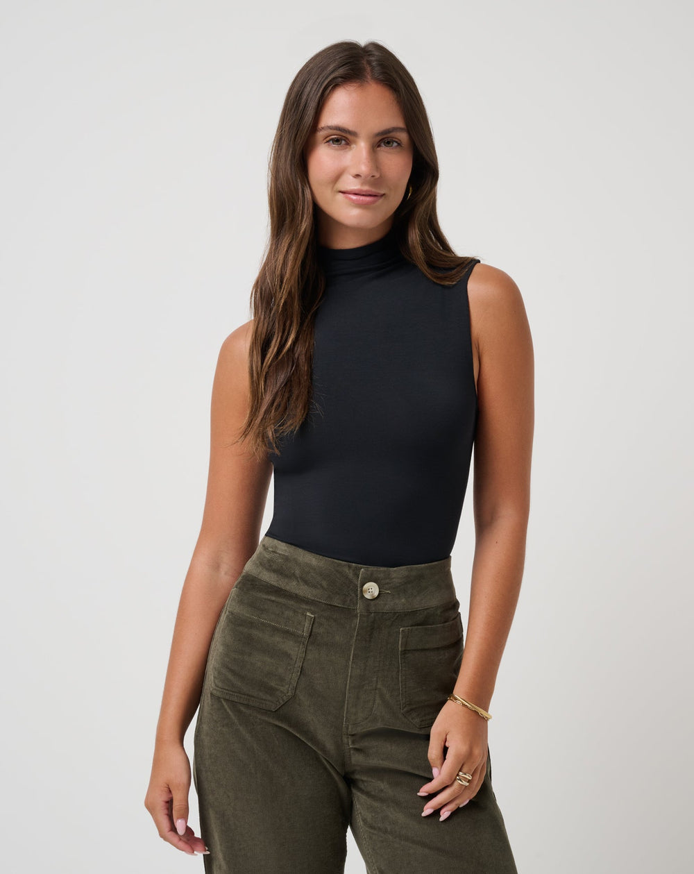 Captivate Mock Neck Top| Travis Mathew