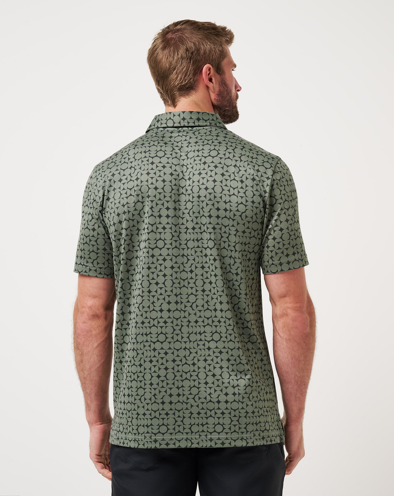 Featherweight Caves Polo| Travis Mathew