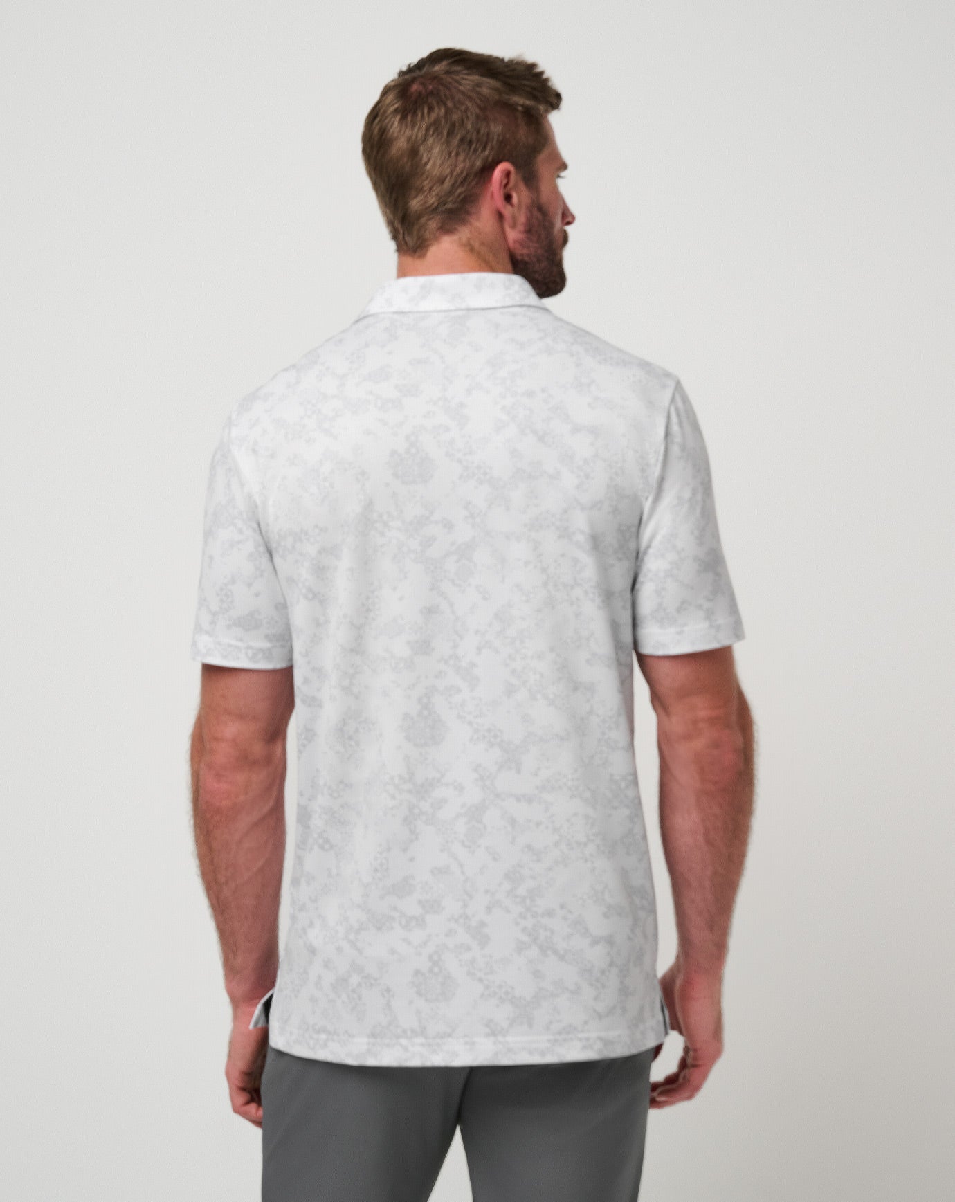 Featherweight Steep Wave Polo| Travis Mathew