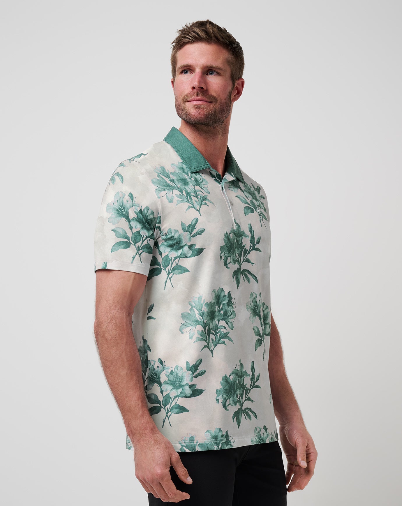 Featherweight Magnolia Polo| Travis Mathew