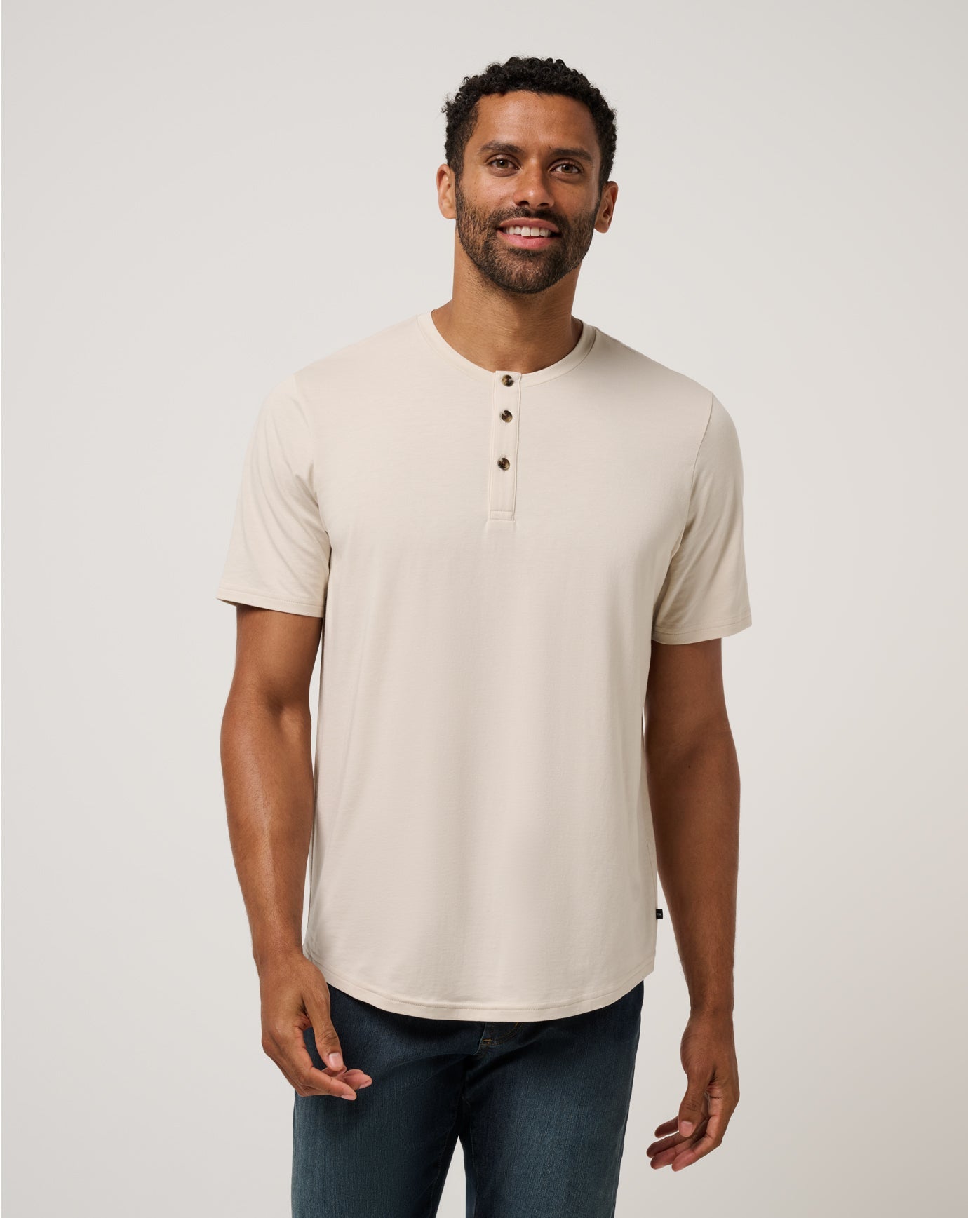 Cloud Henley Tee| Travis Mathew