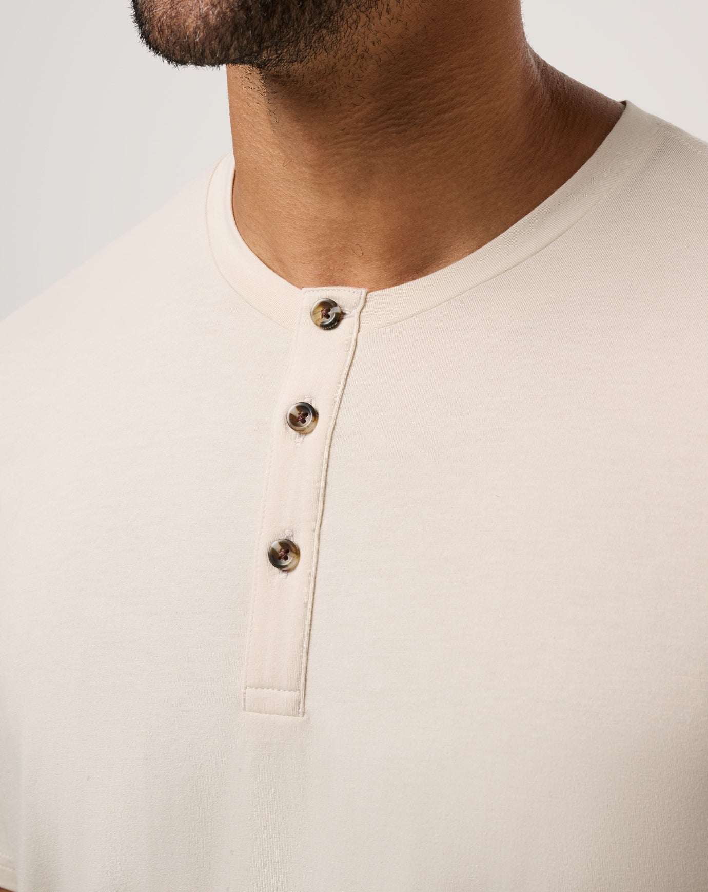 Cloud Henley Tee| Travis Mathew