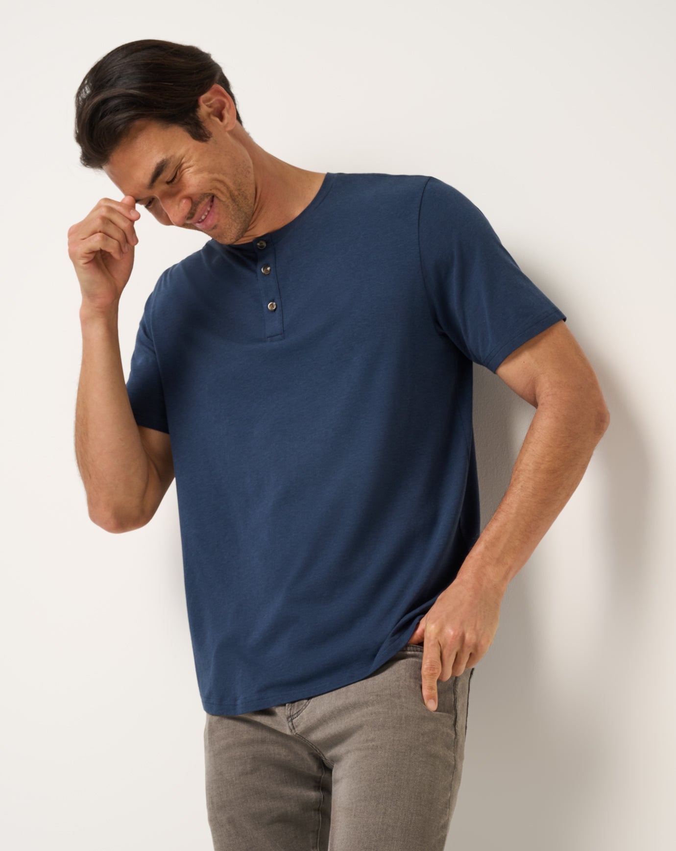 Cloud Henley Tee| Travis Mathew
