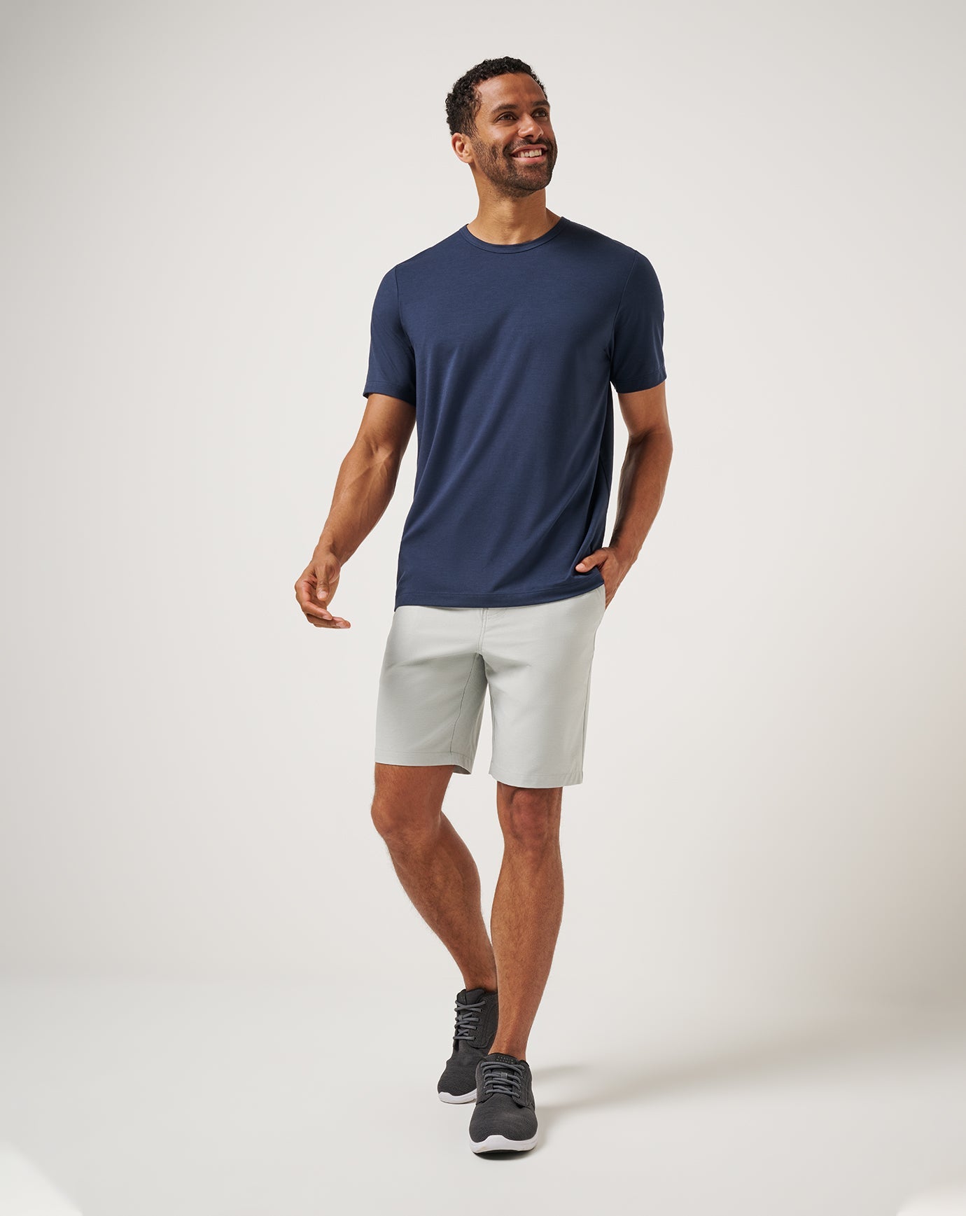 Long Holiday Tee| Travis Mathew