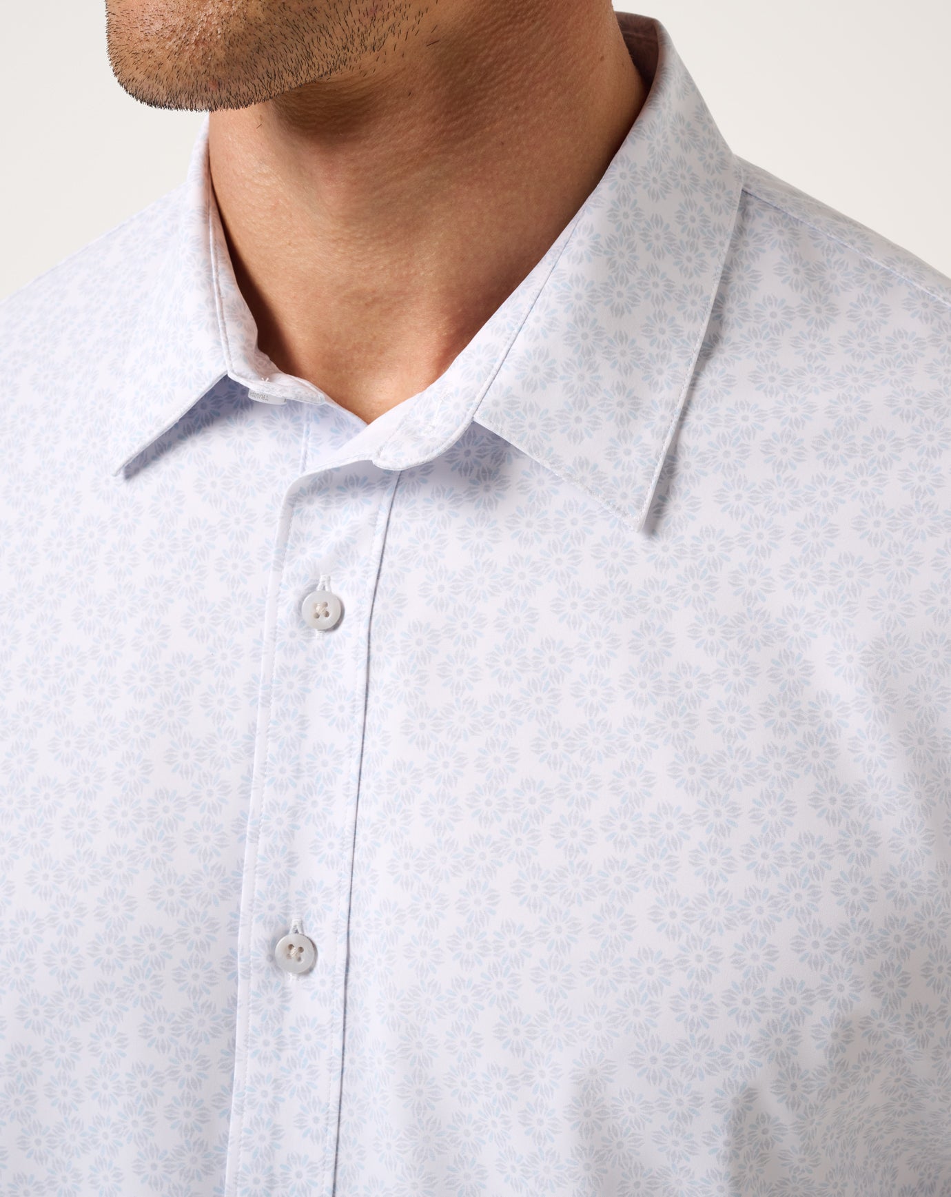Techwoven Sunlight Button-Up| Travis Mathew
