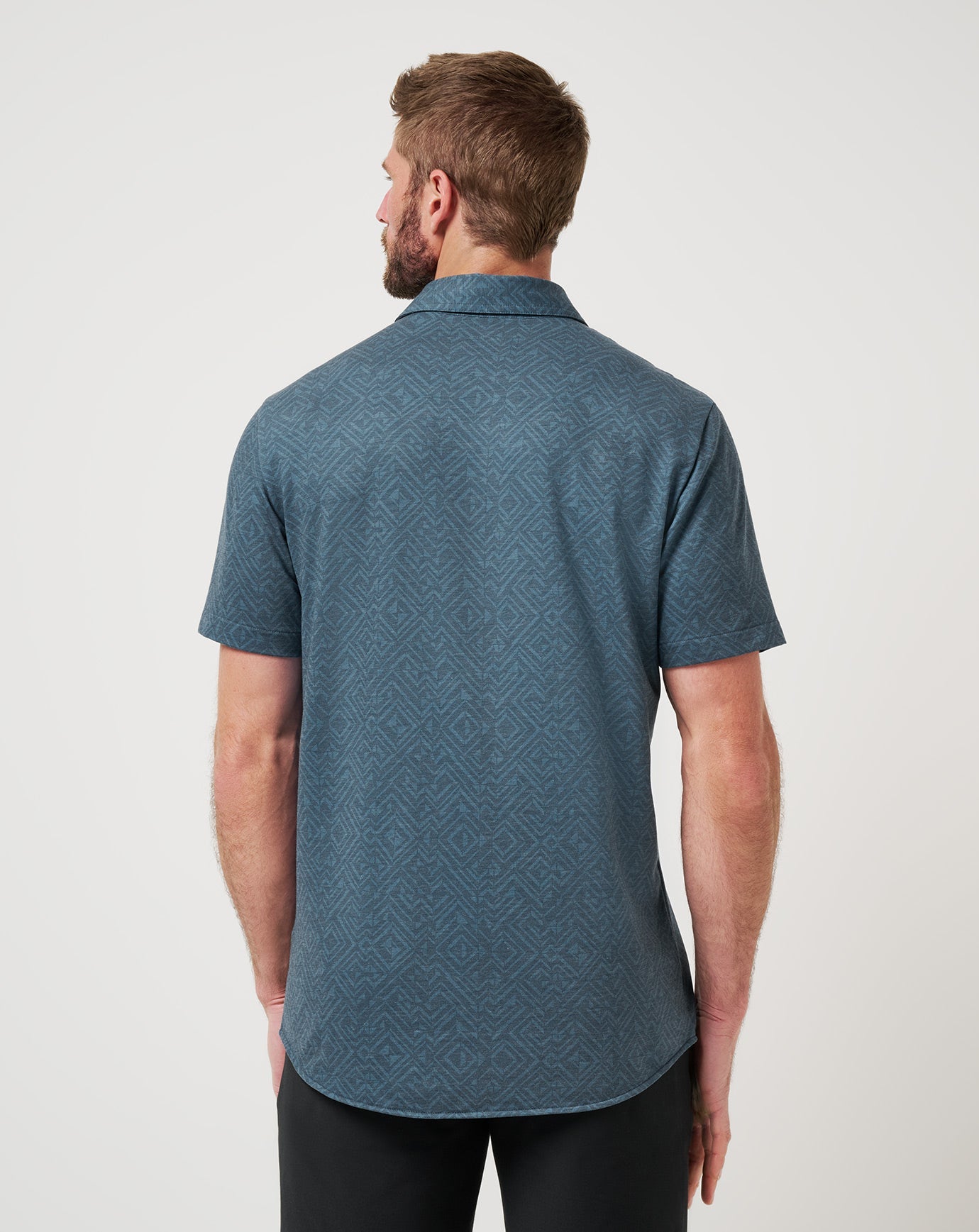 Knit Featherweight Night Button-Up| Travis Mathew
