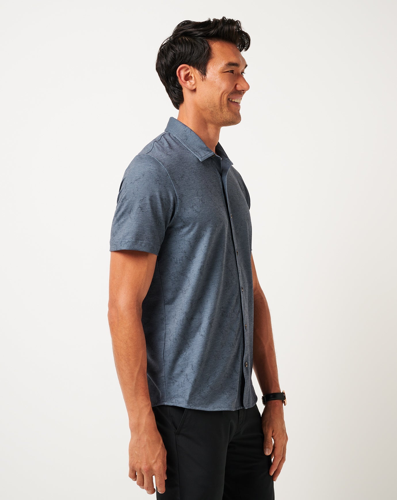 Knit Featherweight Tides Button-Up| Travis Mathew