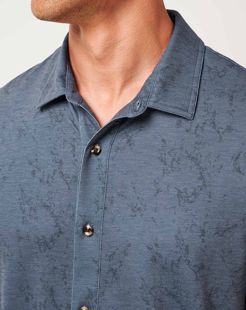 Knit Featherweight Tides Button-Up| Travis Mathew