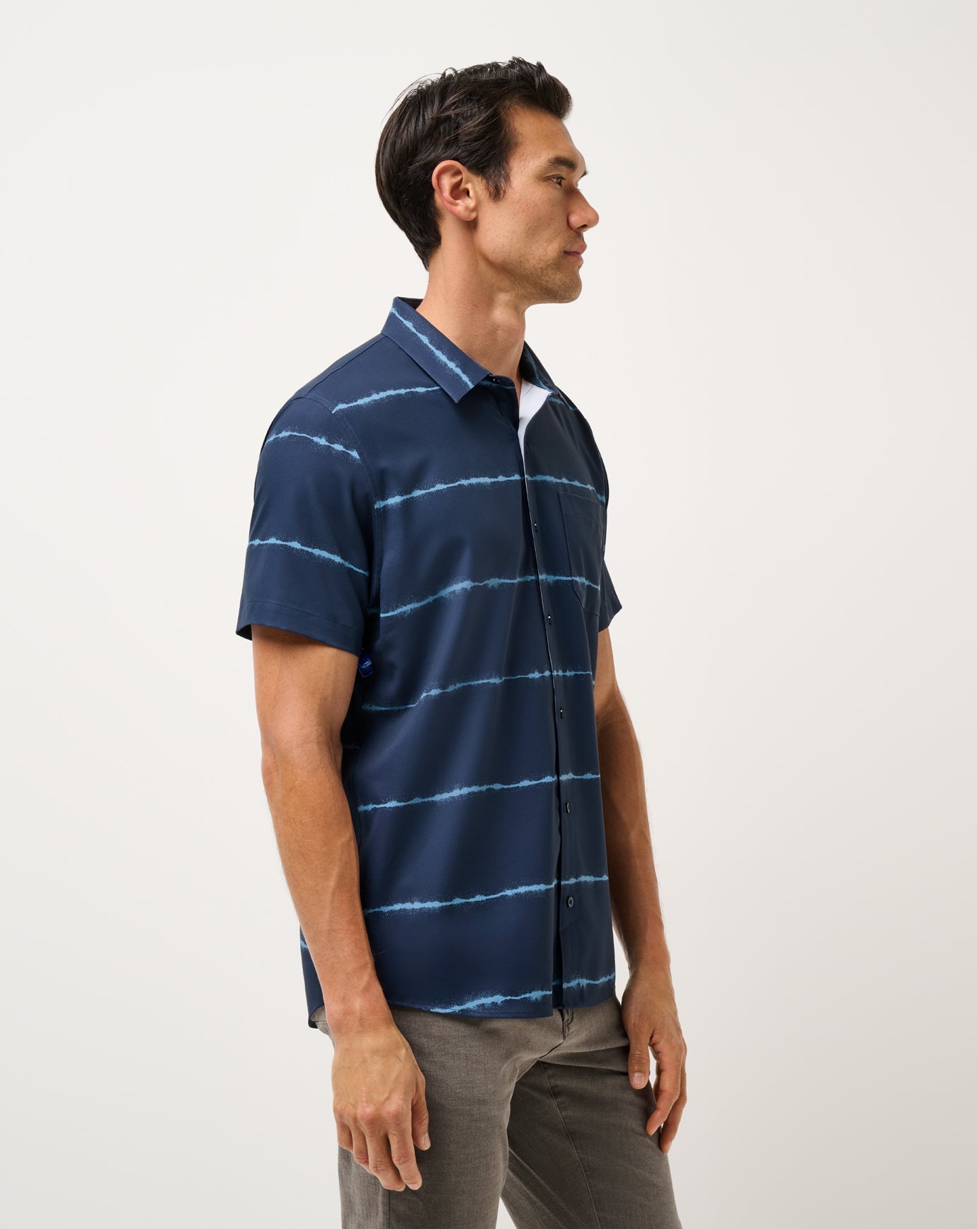 Techwoven Sundaze Button-Up| Travis Mathew