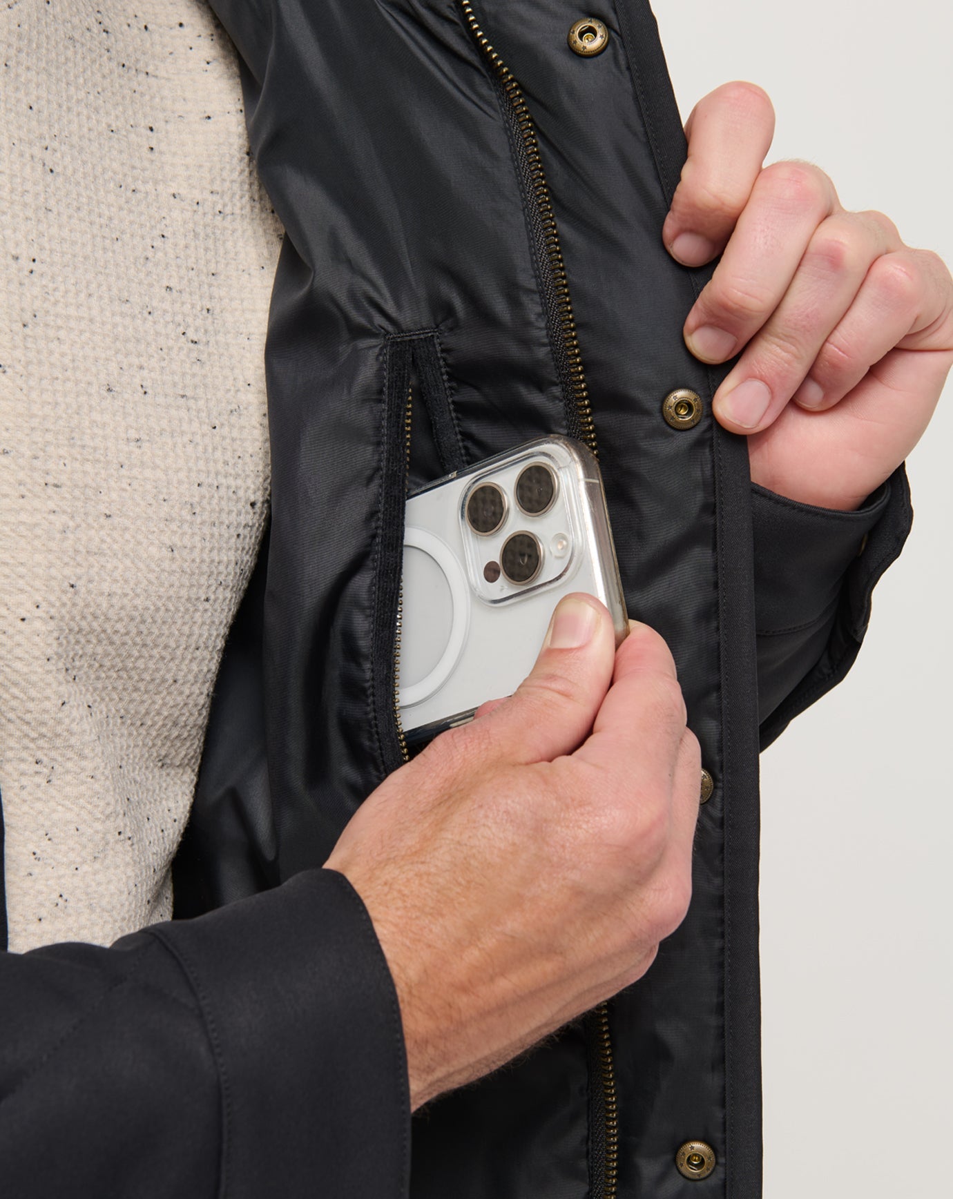 Highlander Jacket| Travis Mathew