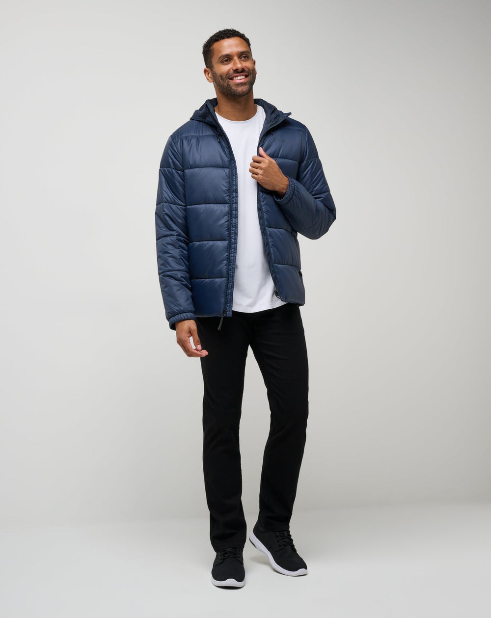 Aves Tech Puffer Jacket| Travis Mathew