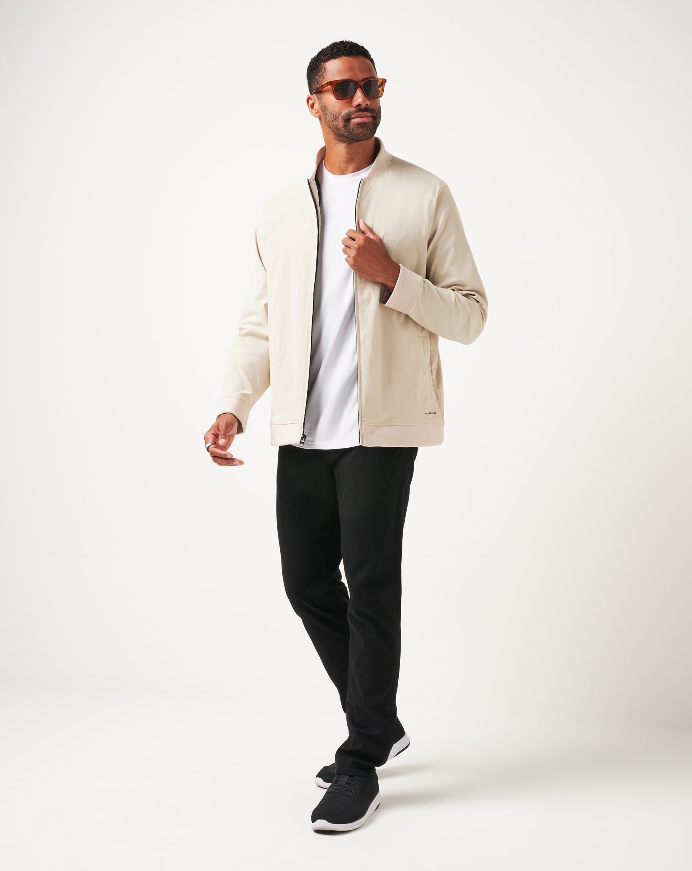 Lost Cave Jacket| Travis Mathew