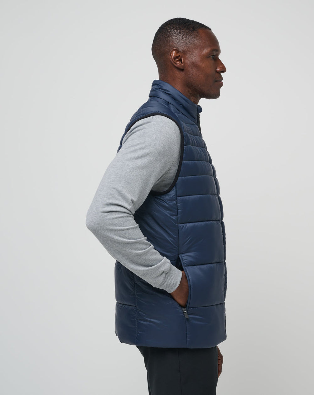 Aves Tech Puffer Vest| Travis Mathew