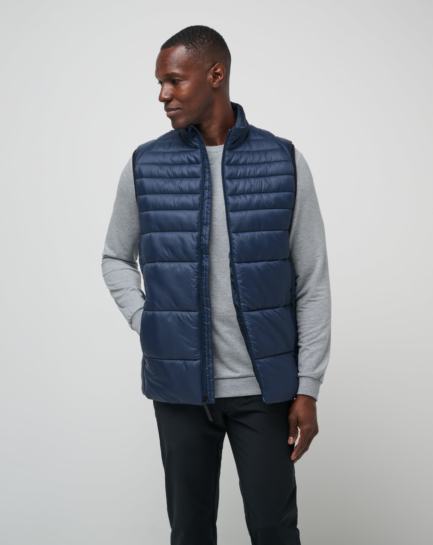 Aves Tech Puffer Vest| Travis Mathew