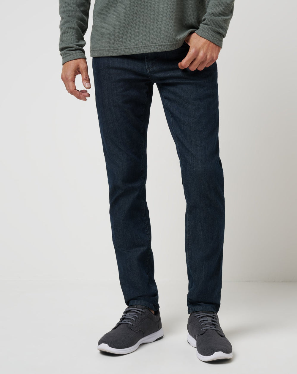 Legacy Featherweight Jeans| Travis Mathew