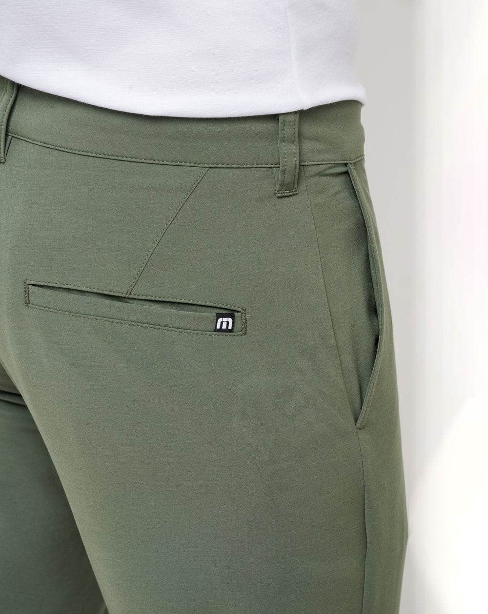 Open To Close Tech Chino Pant| Travis Mathew
