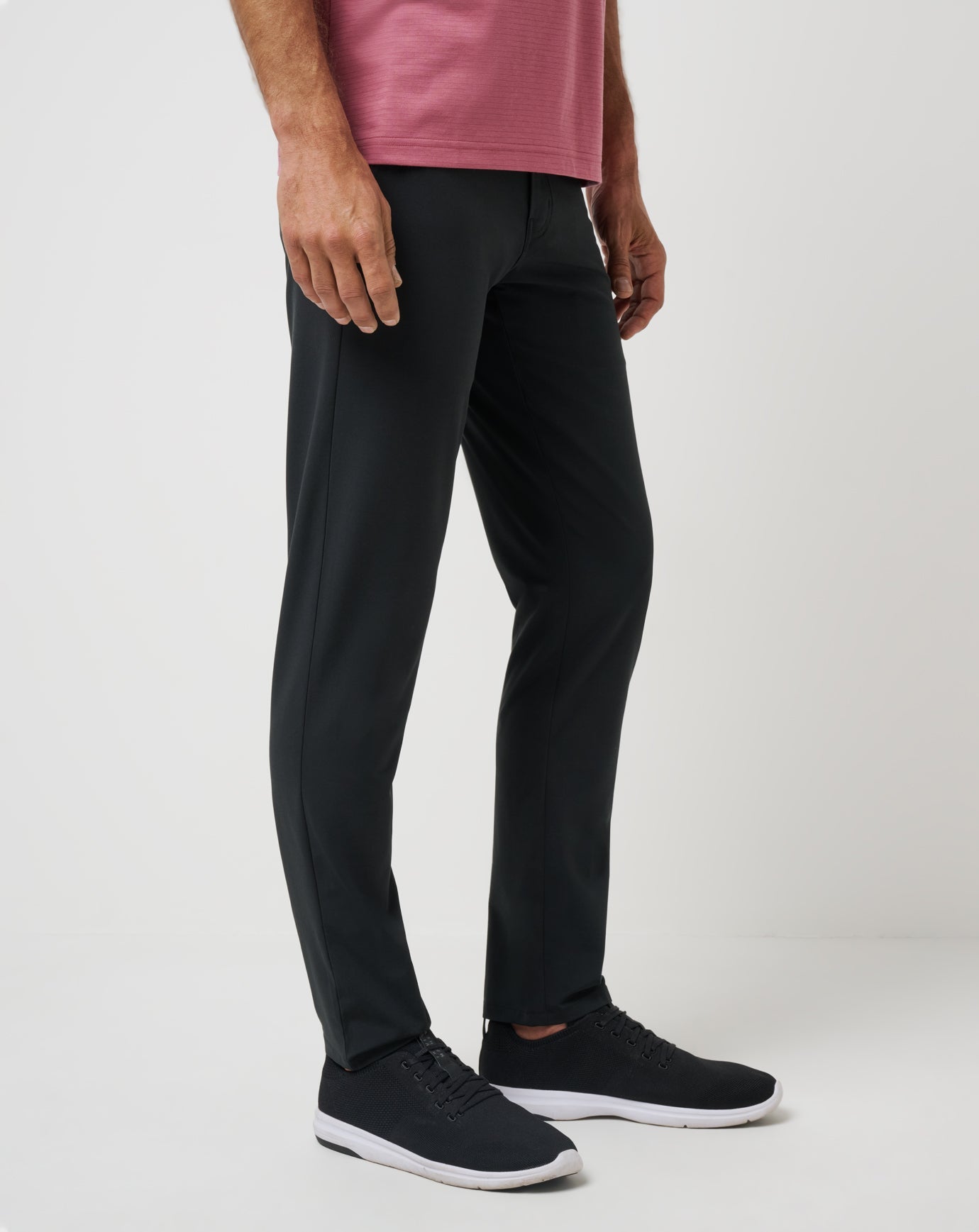 Open To Close Tech Chino Pant| Travis Mathew