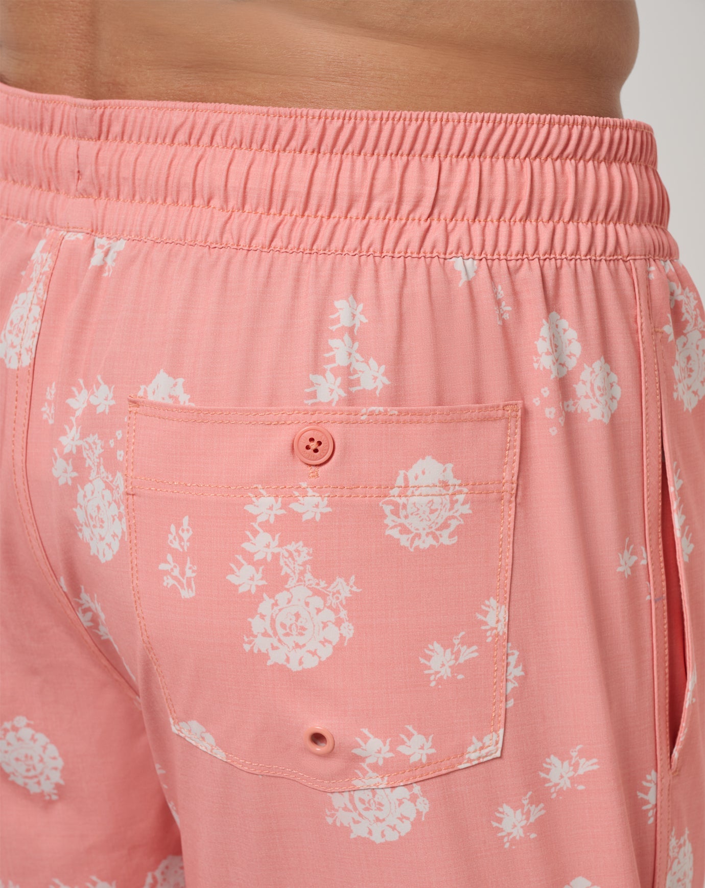 Get Outside Boardshort| Travis Mathew