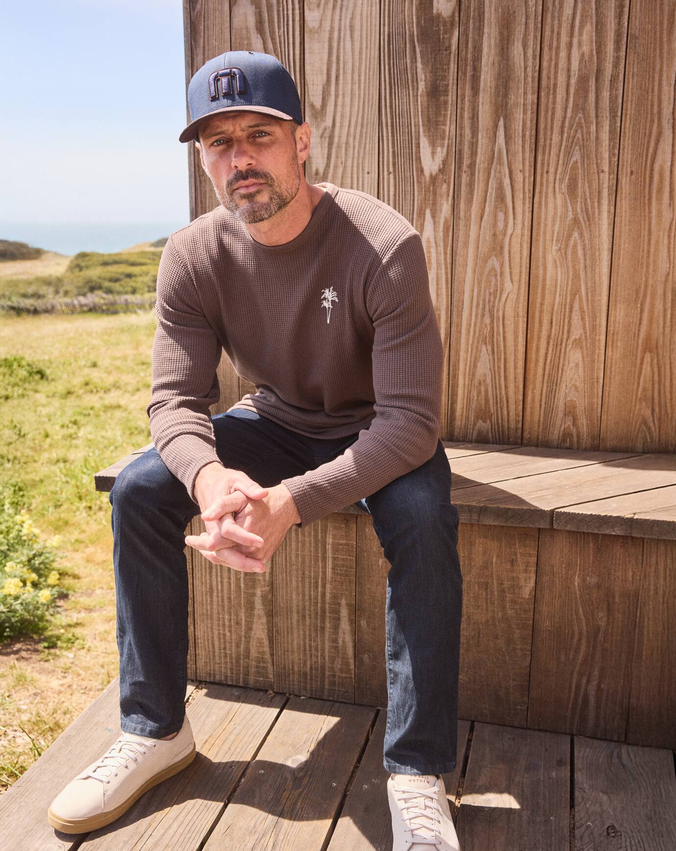 Estate Grounds Snapback Hat| Travis Mathew
