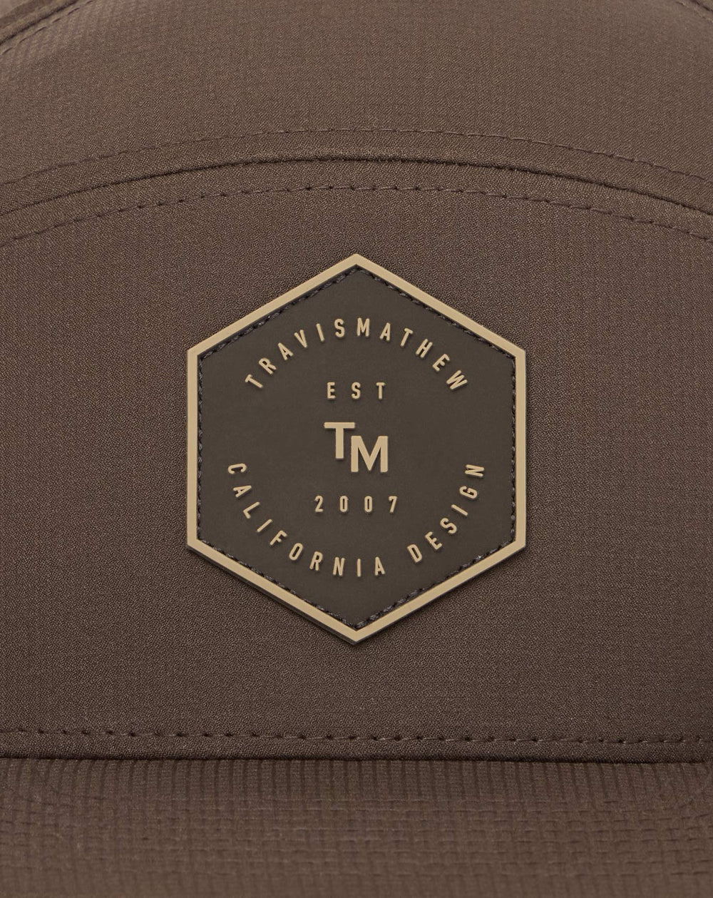 Forward Swing Snapback Hat| Travis Mathew