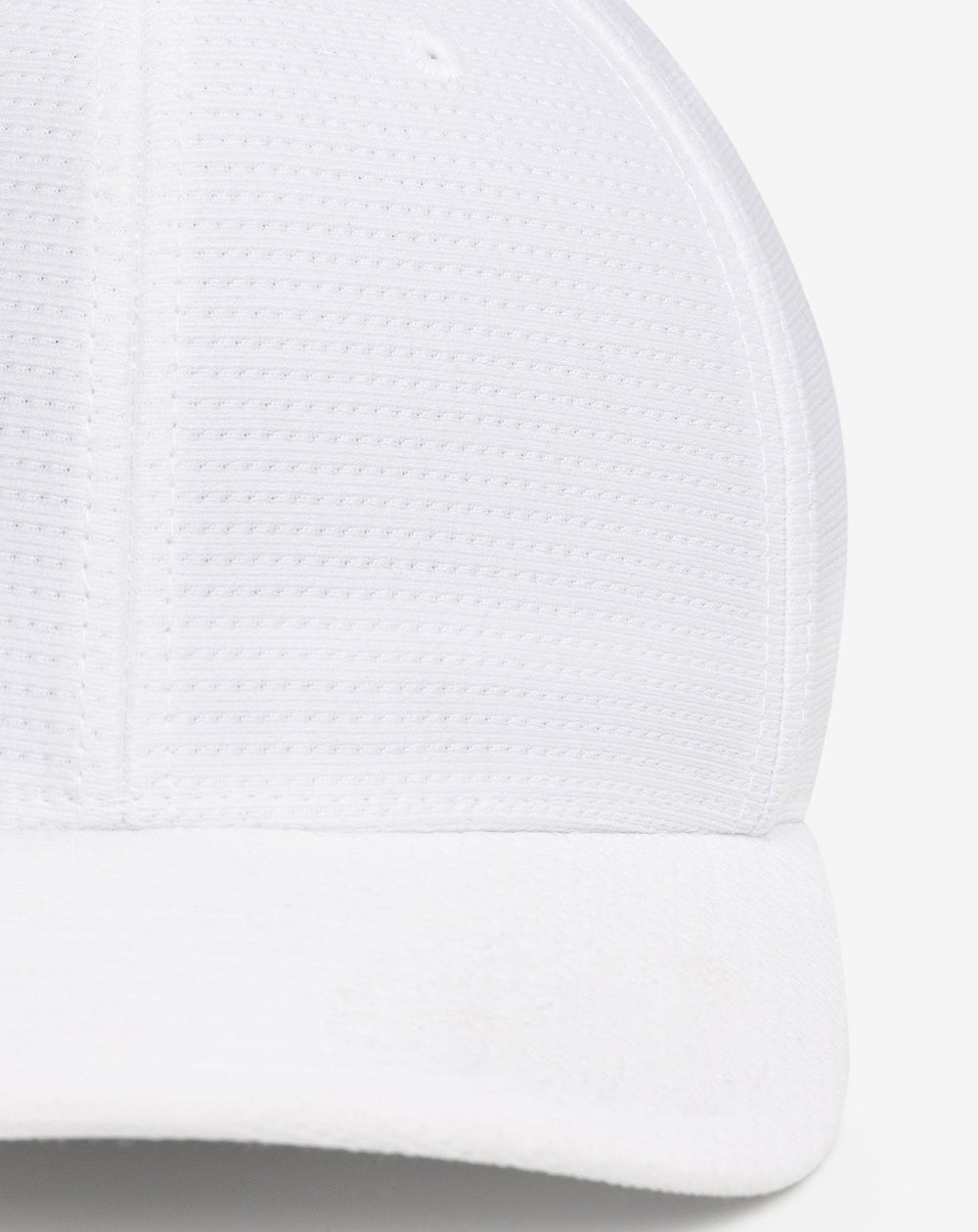 Nassau Fitted Hat| Travis Mathew