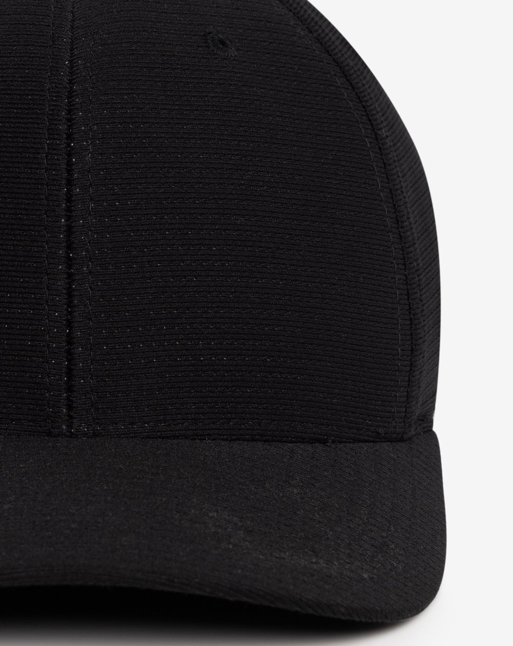 Nassau Fitted Hat| Travis Mathew