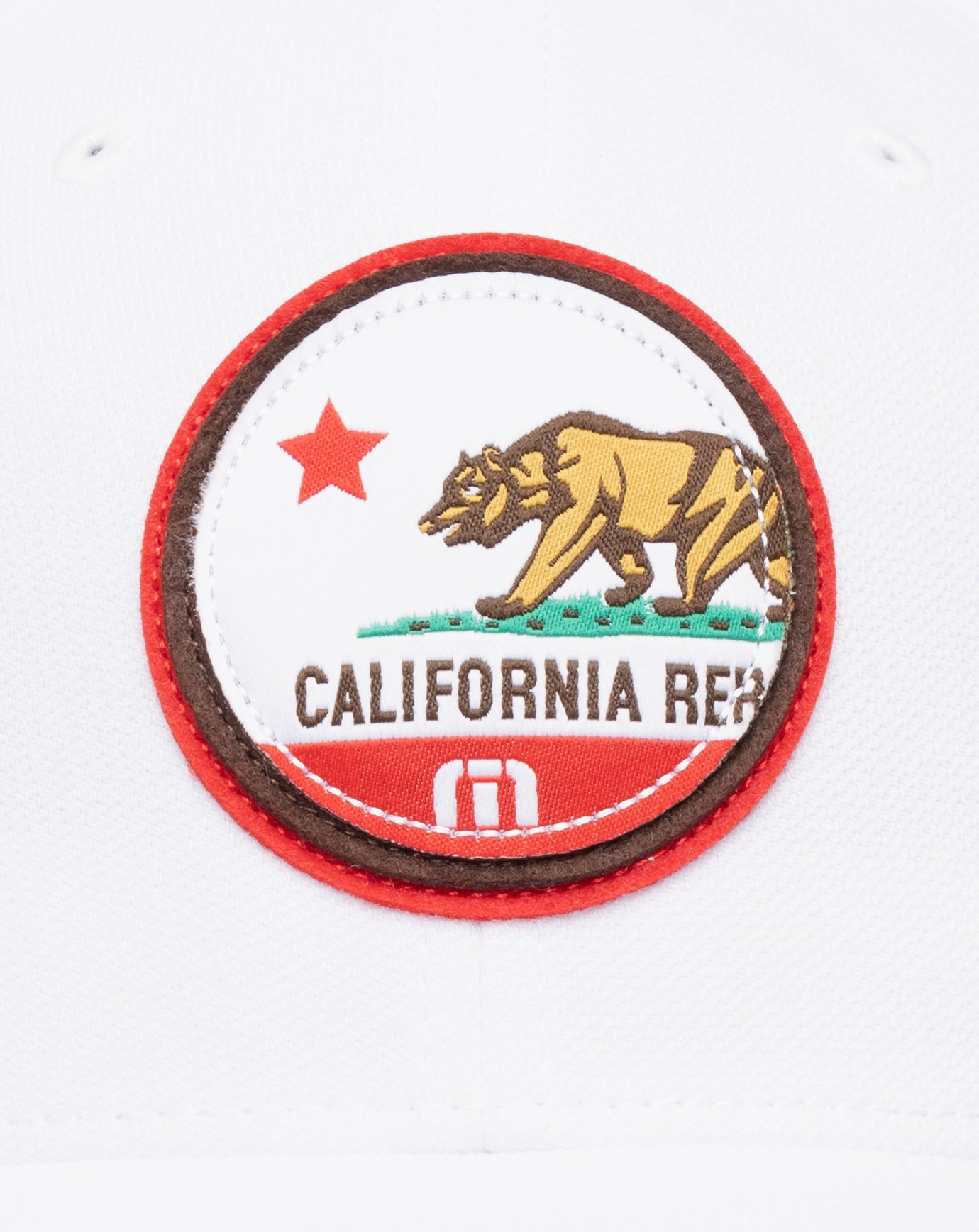 Cali Patch 3.0 Fitted Hat| Travis Mathew