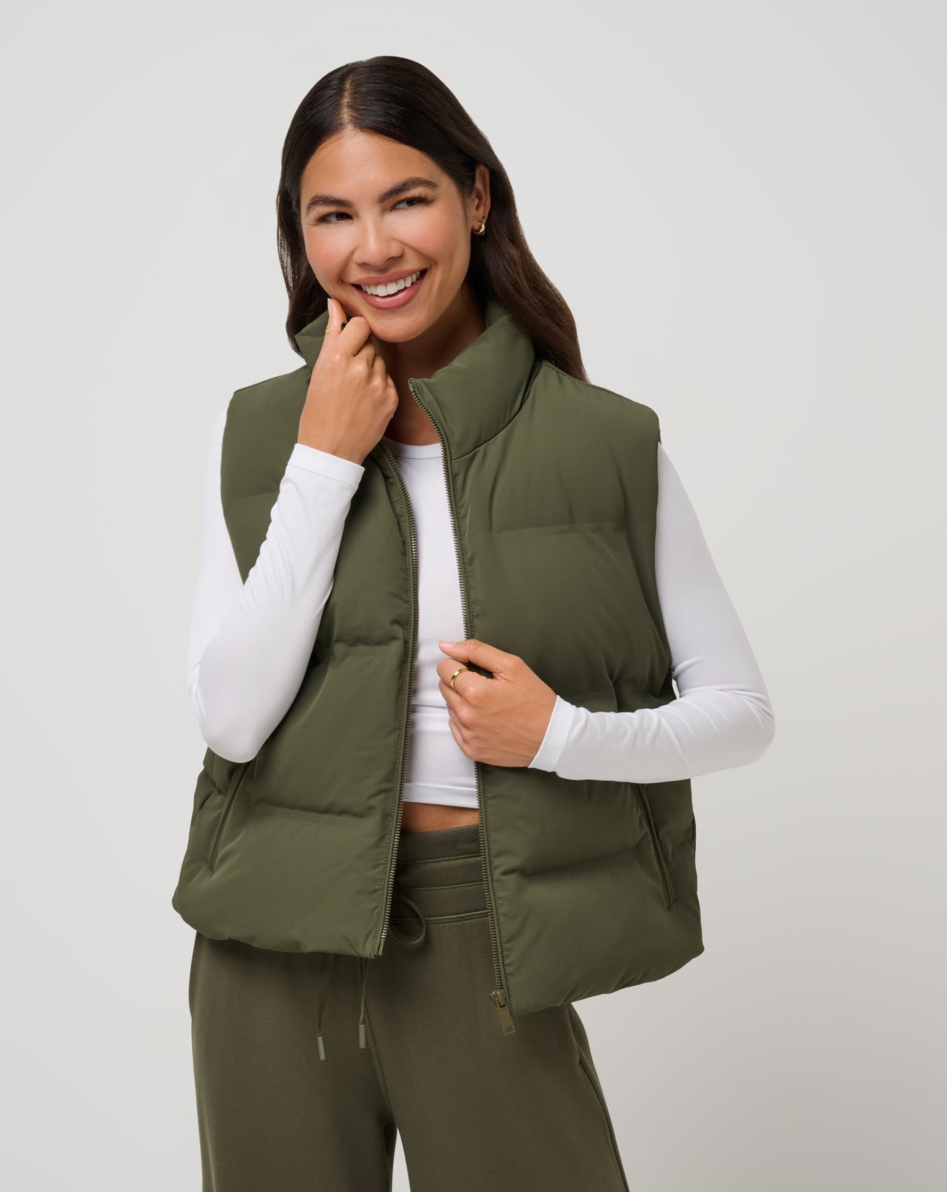 Moontide Bonded Puffer Vest| Travis Mathew