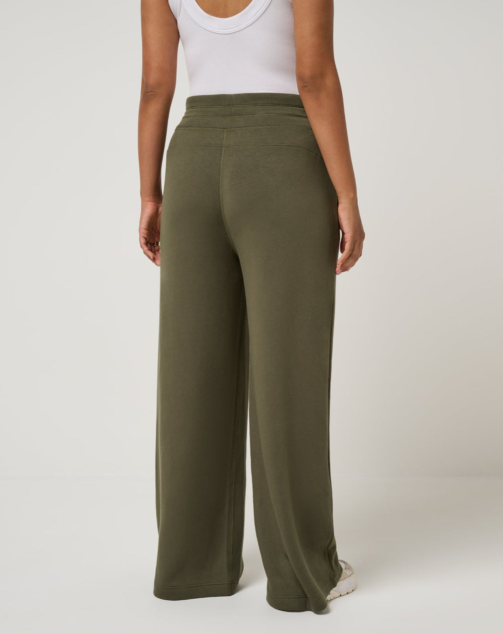 Skyloft Soft Wide Leg Pant| Travis Mathew