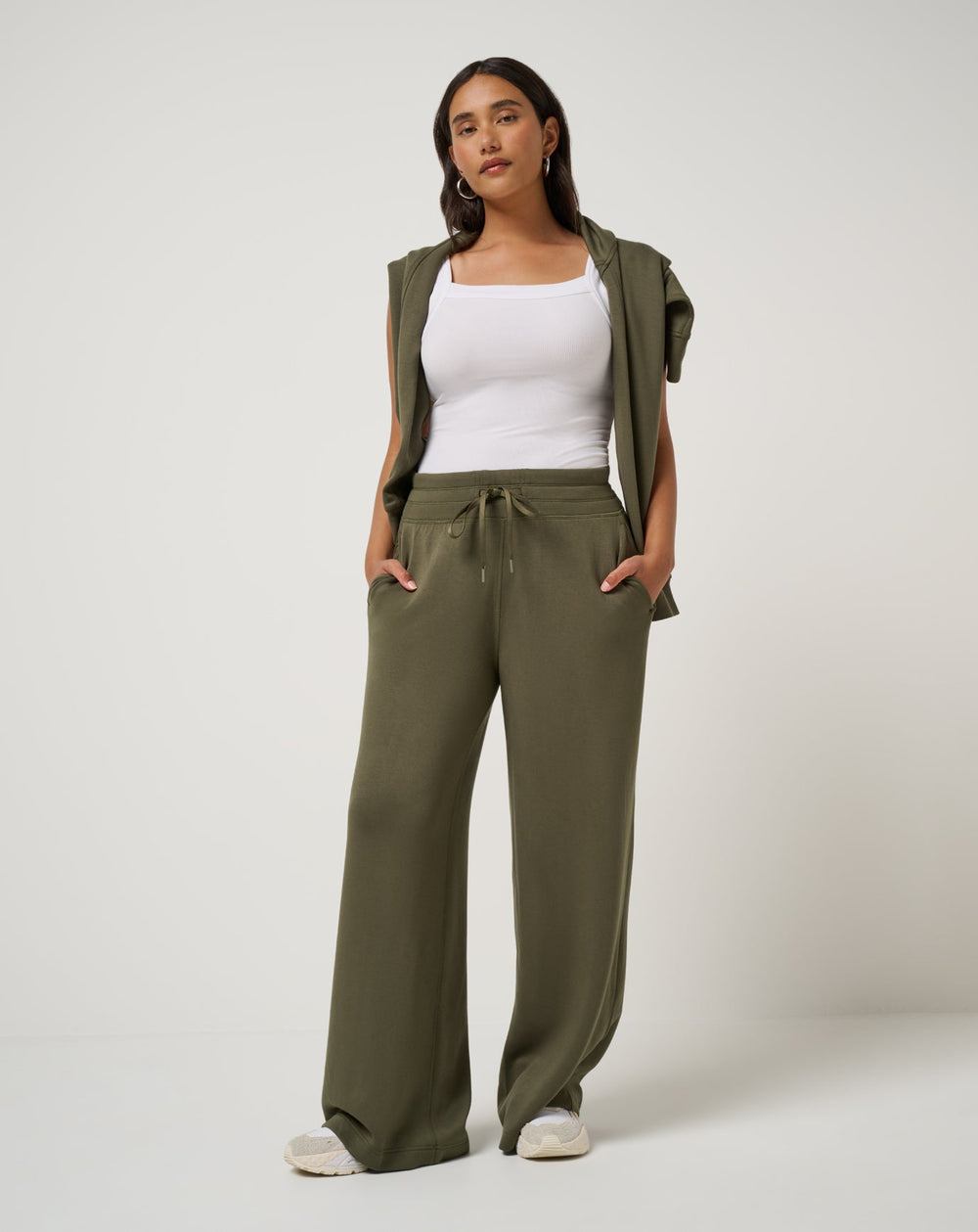 Skyloft Soft Wide Leg Pant| Travis Mathew