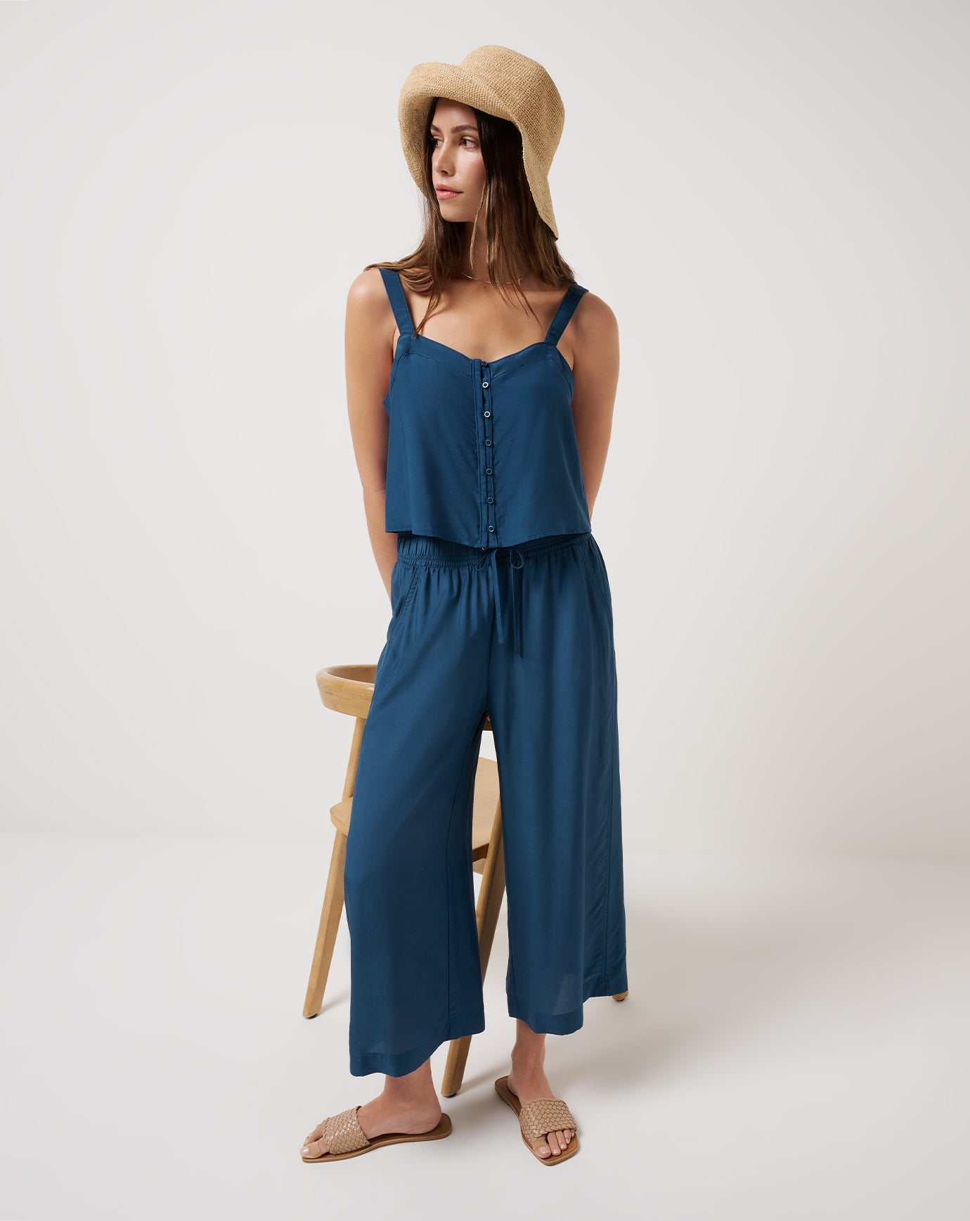 Savanna Cropped Wide Leg Pant| Travis Mathew