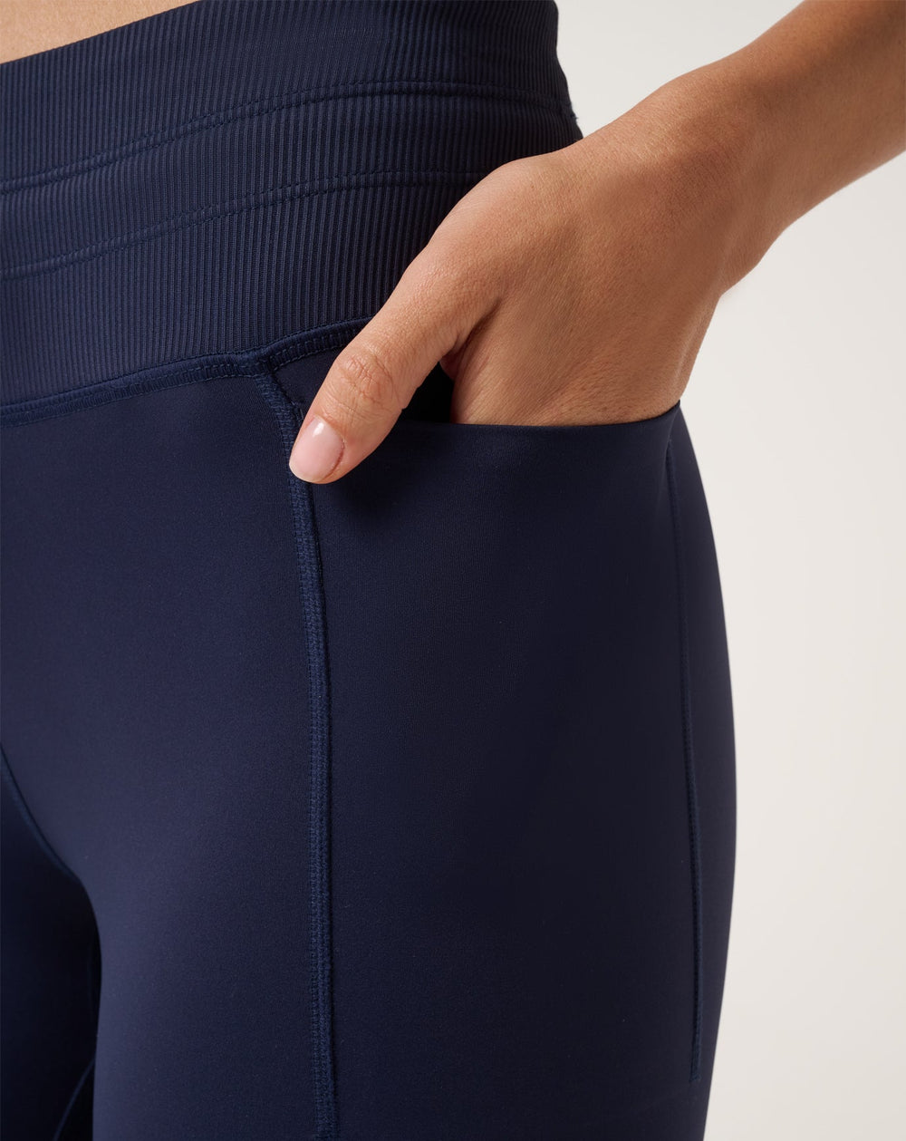 Moveknit Tie Bonded Legging| Travis Mathew