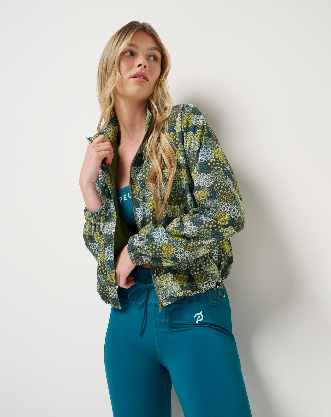 New Light Jacket| Travis Mathew