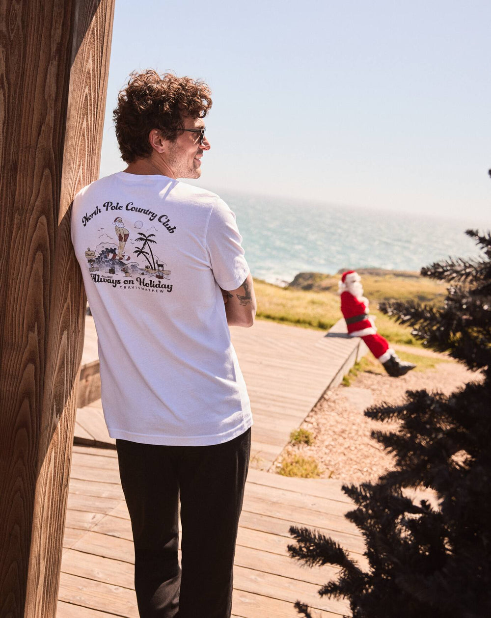 Holly Jollies Tee| Travis Mathew